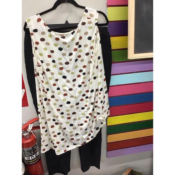 Attitudes by Renee regular asymmetrical tank with slim ankle X Large retro dots - Picture 3 of 6